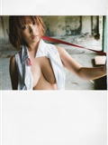 Mai Nishida, a dazzled man in linen(69)